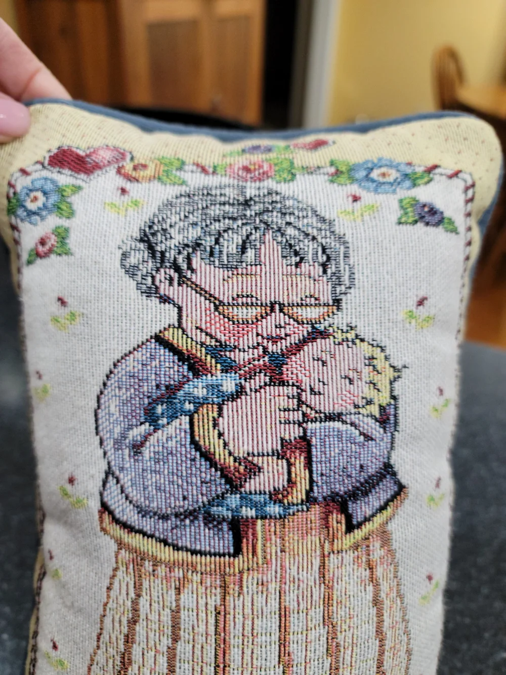 Vintage-Style Embroidered Grandmother Pillow - Cream & Blue